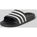 adidas Sportswear Badeschuhe mit Kontraststreifen Modell 'ADILETTE AQUA' in Black, Größe 37