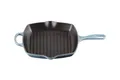 LE CREUSET Signature Gusseisen-Grillpfanne, Quadratisch, 26 cm, Für alle Herdarten inkl. Induktion geeignet, 2,86 kg, Chambray, 20183264340422