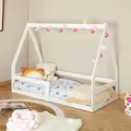 Hausbett TAMI Kinderbett in Hausform, 70 x 140 cm, weiß, Kiefernholz Kinderbett mit Rausfallschutz, ideal zum Schlafen und Spielen, Bodenbett, Mon... - Weiß