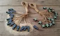 LB H&F 32 Stück Set Anhänger Handarbeit Fische + Seesterne hängende Dekoration Maritim Holz Geschenkanhänger Taufe Deko-Anhänger (Blau)