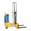 Mini-Stapler semi-elektrisch 250 kg, 1,4 m Hubhöhe, freitragende Gabelzinken