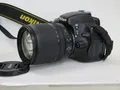 Nikon D D5100 16.2 MP SLR-Digitalkamera - Schwarz (Kit m/ AF-S DX 18-105 mm Obj.