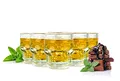 Sendze 6er Set Totenkopf Schnapsgläser 4cl – Shotgläser im Skull Design für Partys & Feiern – Robuste Stamper für Vodka, Tequila & Likör – Spülmaschinengeeignet, Schädel Schnaps Shots Gläser