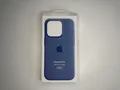 Apple Silikon Case mit MagSafe für iPhone 15 Pro - Winterblau