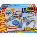 Hot Wheels Track Creator Beschleuniger-Sprung-Schnellstrecke-Set mit Spielzeugau