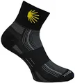 Wrightsock - 1 Paar Herren/Damen Profi Sportsocke, Laufsocke, Wandersocke in schwarz, Modell Stride, Anti-Blasen-System, doppel-lagig, Quarter (knöchelhoch) - Stick Jakobsweg - Gr. M