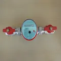 Warm-Wasserzähler Wasseruhr 1/2 110mm mit 2 Kugelhähne mit Verschraubungen 2026