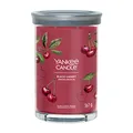 Yankee Candle Signature Duftkerze ; große Tumbler-Kerze mit langer Brenndauer „Black Cherry“ ; Soja-Wachs-Mix ; Perfekte Geschenke für Frauen