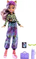 Monster High Scare-adise Island Clawdeen Wolf Puppe mit Badeanzug, Jogger und Strandzubehör wie Visier, Wasserflasche und Buch