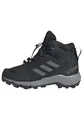 adidas Unisex Kinder Terrex Mid Gore-Tex Hiking Kids Shoes, Core Black/Grey Three/Core Black, 33.5 EU