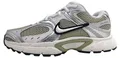 Nike V5 RNR Sportschuh Weiß in Gr. 38