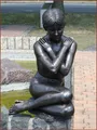 Bronzefigur großer sitzender Frauenakt erotik Gartenfigur Wohndeko Skulptur