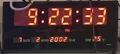 XL grosse LED digital Wanduhr mit Datum Temperatur Alarm Clock 36 x 15 cm