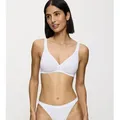 Triumph Bügelloser BH Eileen N mit nahtlos vorgeformten Cups weiß 90
