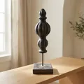 Hochwertige Deko Skulptur Holz, Finial auf Sockel, schwarz patiniert, H.30 cm
