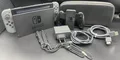 Nintendo Switch Konsole V2 - Farbe Grau - alle Kabel - Tasche - Guter Zustand