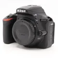 Nikon D5600 Gehäuse Gebrauchtware | Sehr leichte Gebrauchsspuren | 12 Monate Garantie