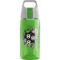 SIGG VIVA ONE Football Kinder Trinkflasche (0.5 L), schadstofffreie Kinderflasche mit auslaufsicherem Deckel, einhändig bedienbare Trinkflasche für Kinder