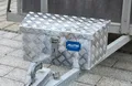 ALUTEC Deichselbox Trailer 51 InnenB580/480xT280xH345mm Inhalt ca. 51 Liter Trap