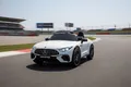 Elektro-Kinderauto Kinder Elektroauto Mercedes SL63 AMG - Lizenziert - 24V Akku+4 Motoren, Belastbarkeit 40 kg